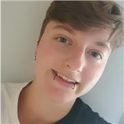 Les maths basique à des élèves ayant des difficultés. Je suis jeune et dynamique donc contact plus facile avec l'élève